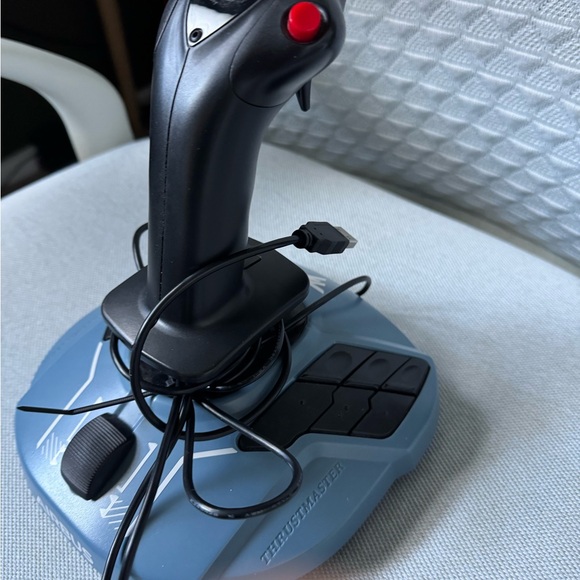 Thrustmaster TCA Airbus Sidestick - Picture 2 of 3